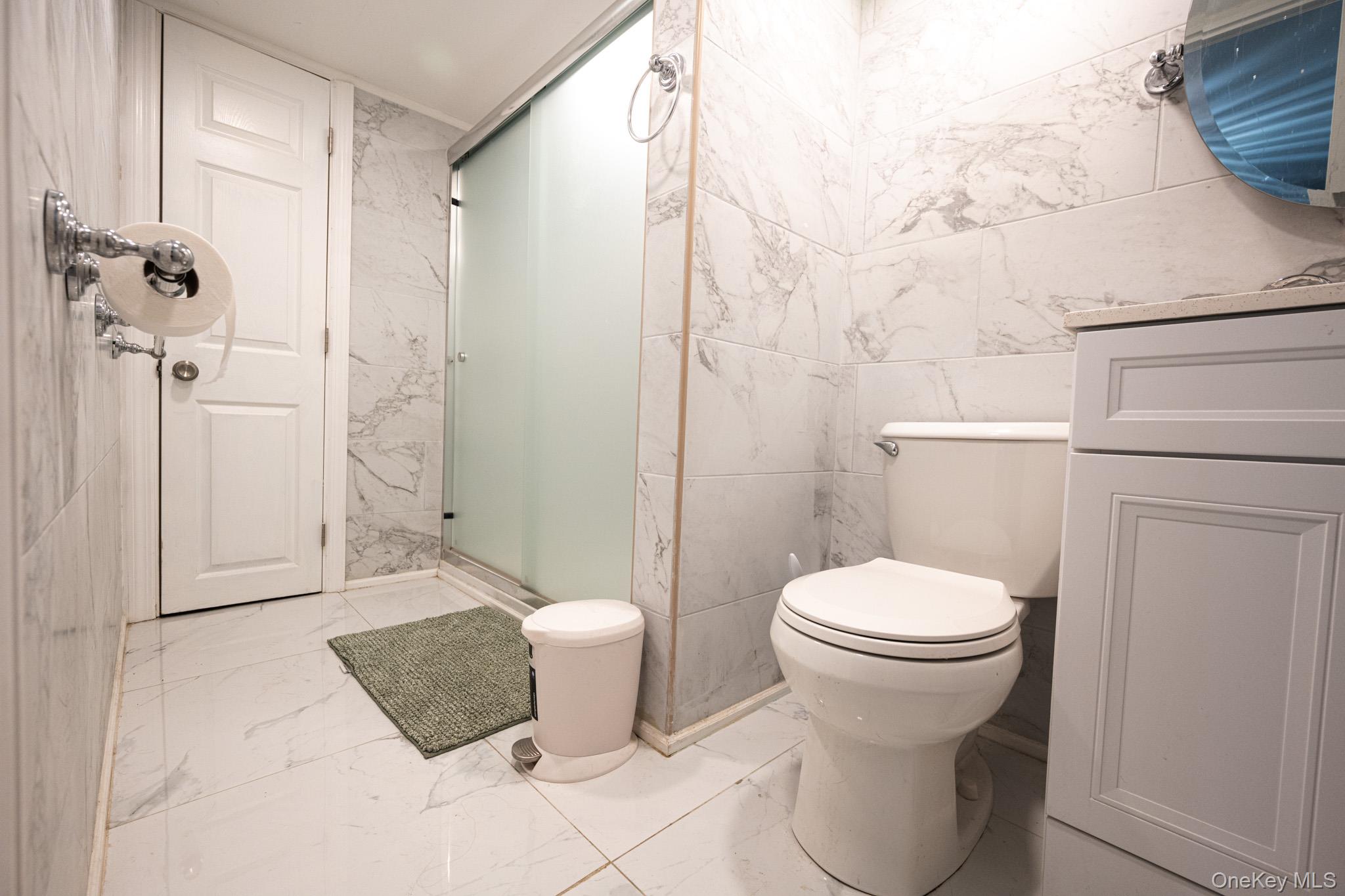 #8 photo, 13 E Walnut Street, সাফোক কাউন্টি Central Islip , NY 11722