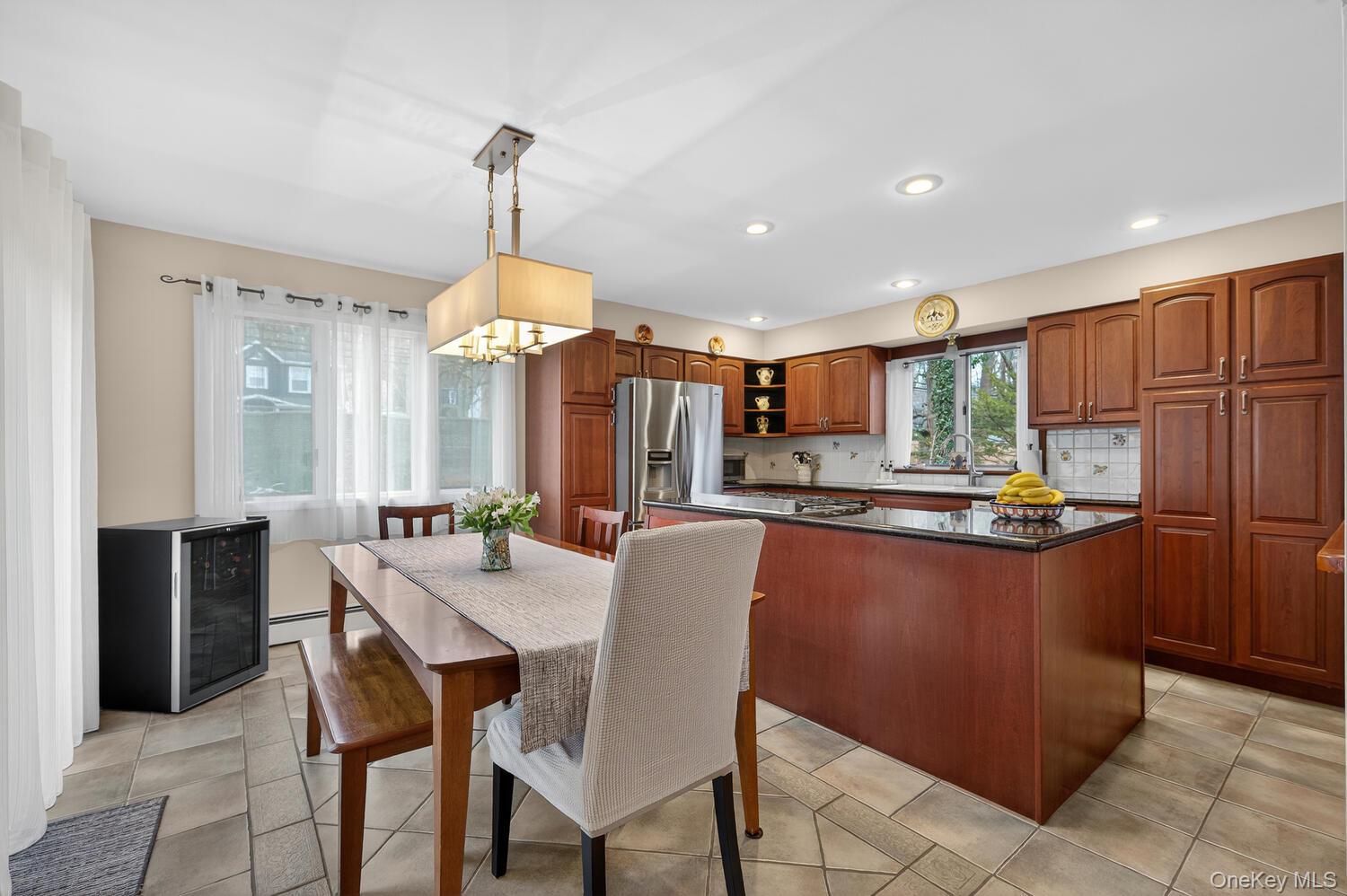 #14 photo, 14 Oak Point Drive, নাসাউ কাউন্টি Bayville , NY 11709