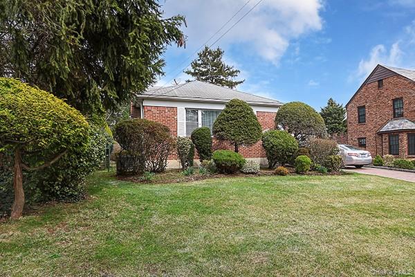 #3 photo, 97 Vanderbilt Avenue, নাসাউ কাউন্টি Manhasset , NY 11030