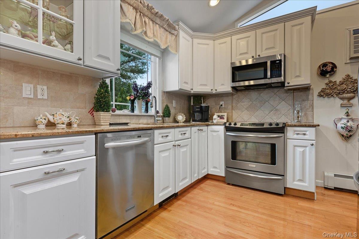 #15 photo, 3937 Kingsberry Road, নাসাউ কাউন্টি Seaford , NY 11783