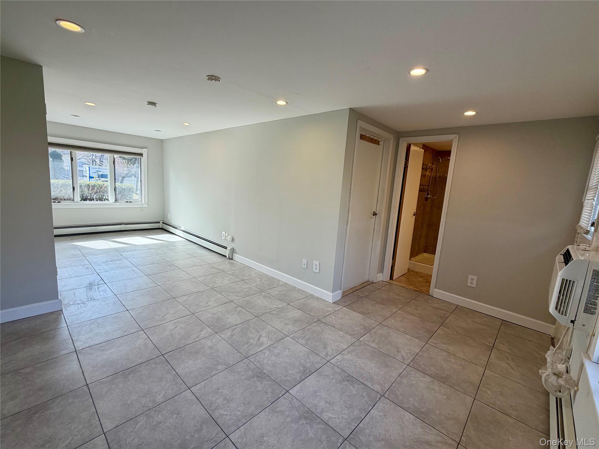 #13 photo, 14 Glendale Drive, সাফোক কাউন্টি Melville , NY 11747