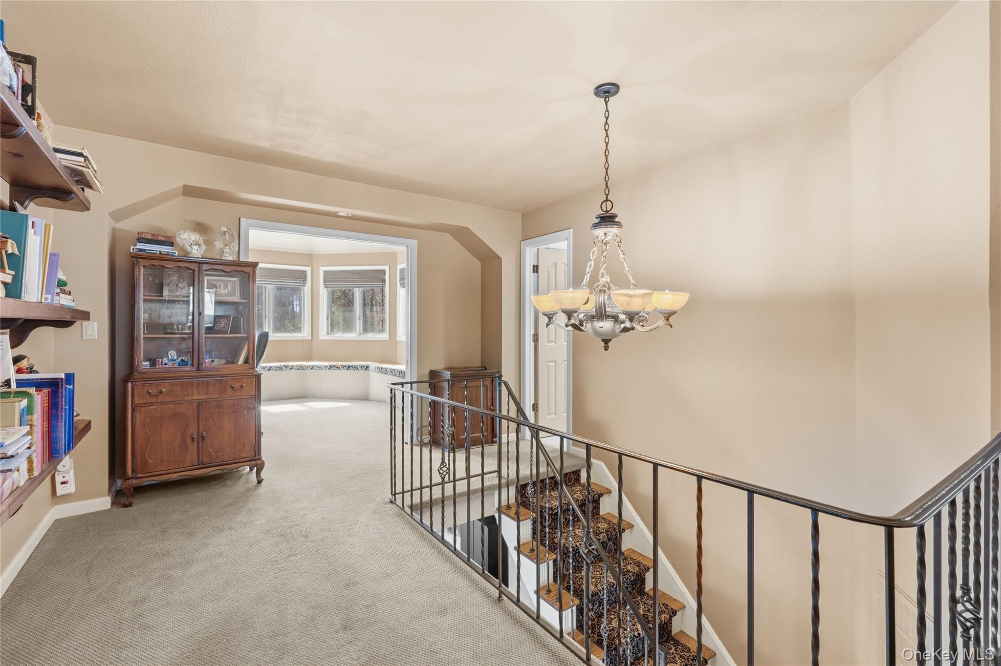 #19 photo, 12 E Dosoris Lane, सफ़ोक काउंटी Dix Hills , NY 11746