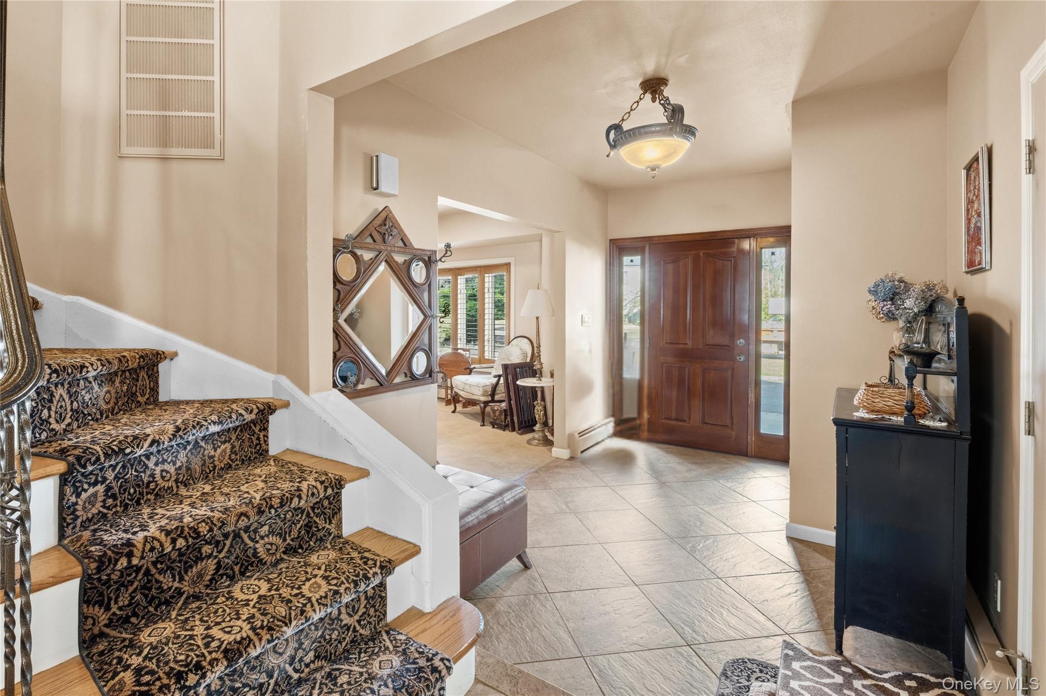 #2 photo, 12 E Dosoris Lane, सफ़ोक काउंटी Dix Hills , NY 11746