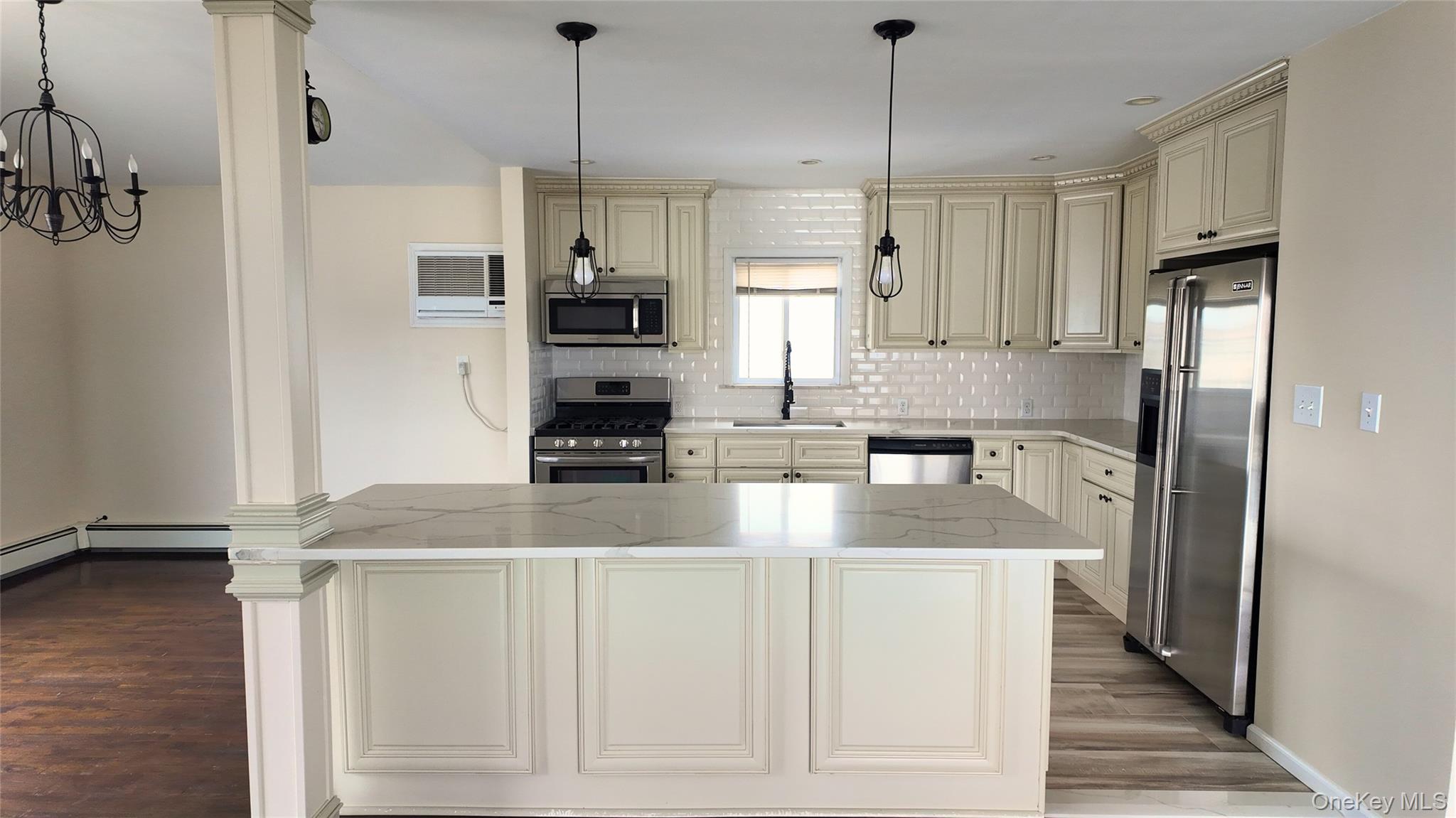 #6 photo, 468 Nassau Avenue, নাসাউ কাউন্টি Freeport , NY 11520