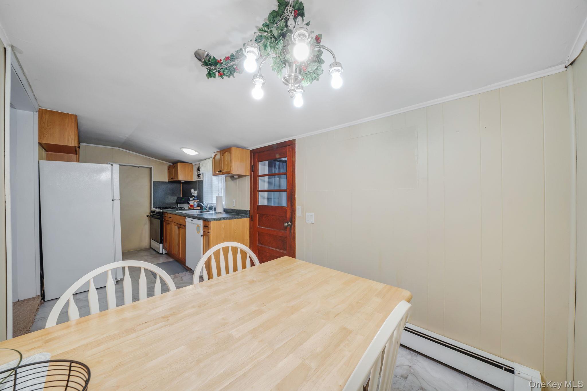 #13 photo, 11 Rosemont Avenue, সাফোক কাউন্টি Farmingville , NY 11738