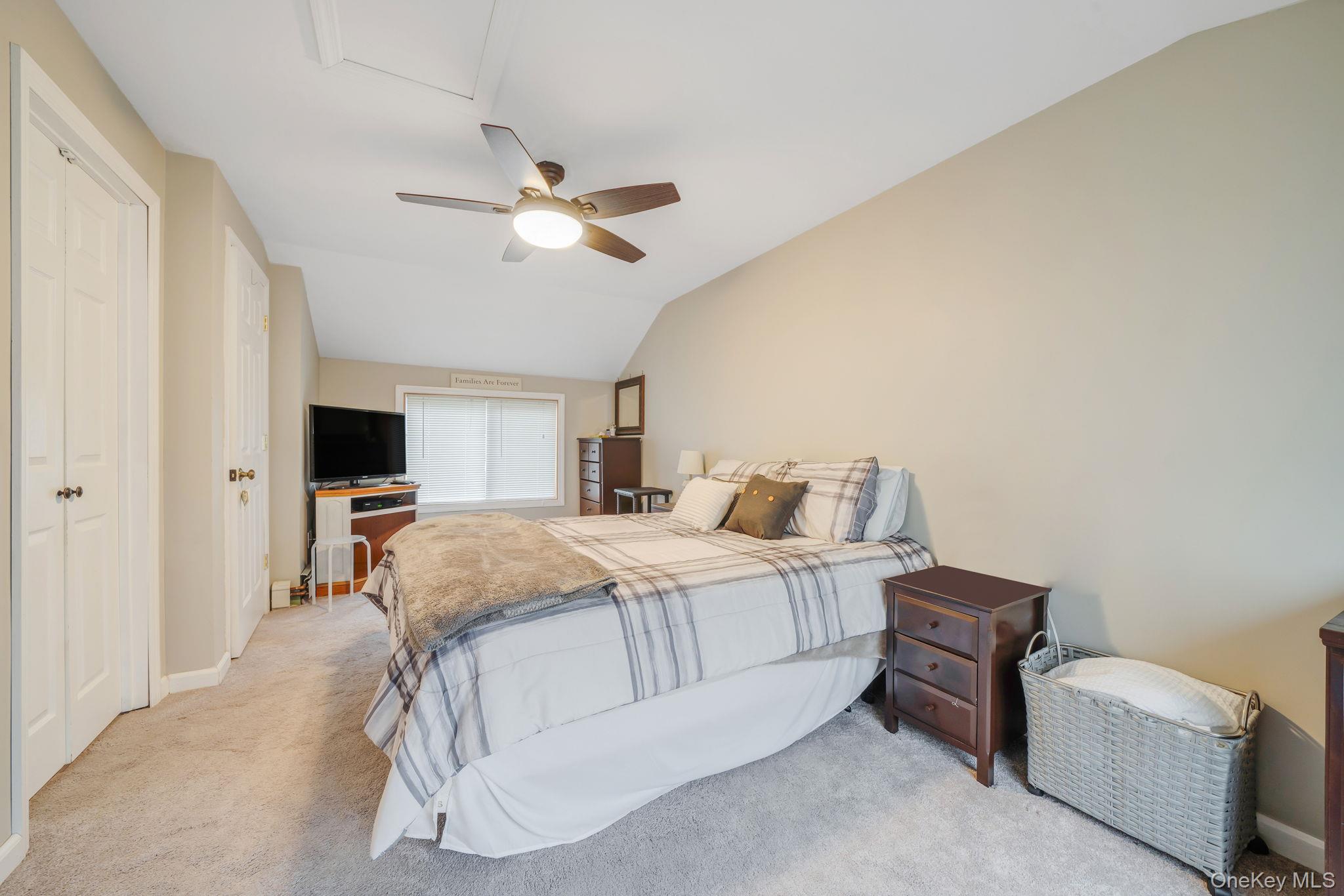 #19 photo, 11 Rosemont Avenue, সাফোক কাউন্টি Farmingville , NY 11738