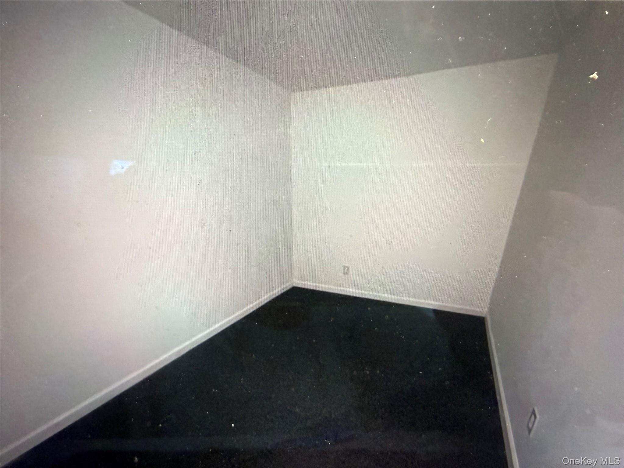 #4 photo, 5A Hemlock Drive, सफ़ोक काउंटी Bay Shore , NY 11706