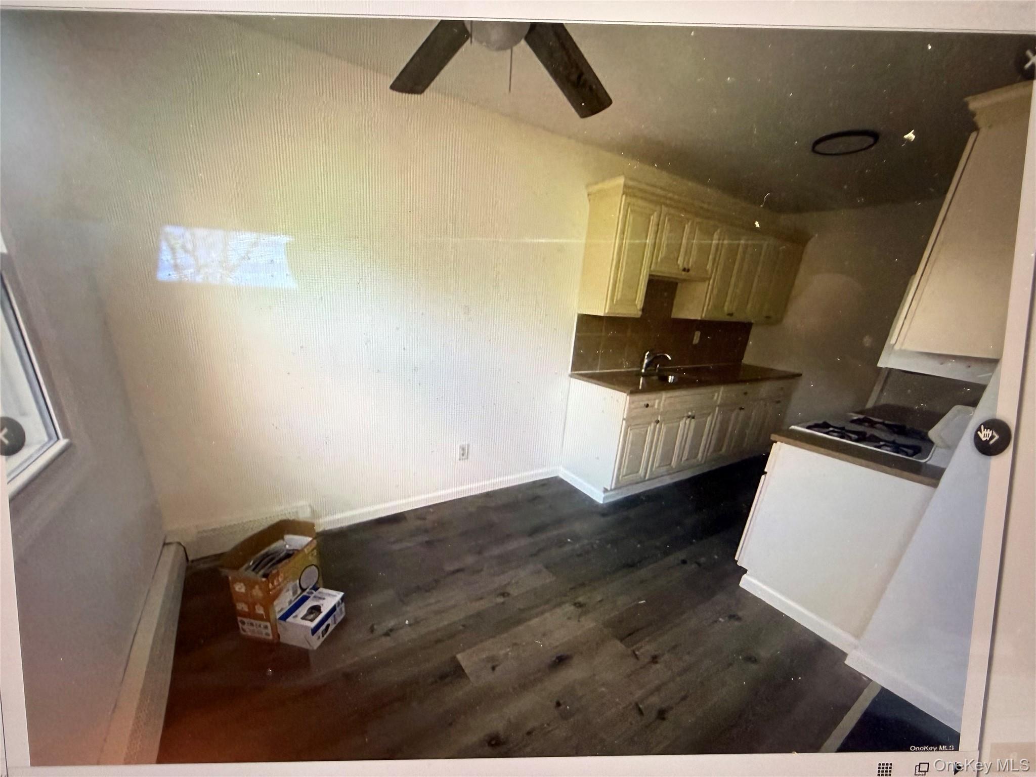 #6 photo, 5A Hemlock Drive, सफ़ोक काउंटी Bay Shore , NY 11706