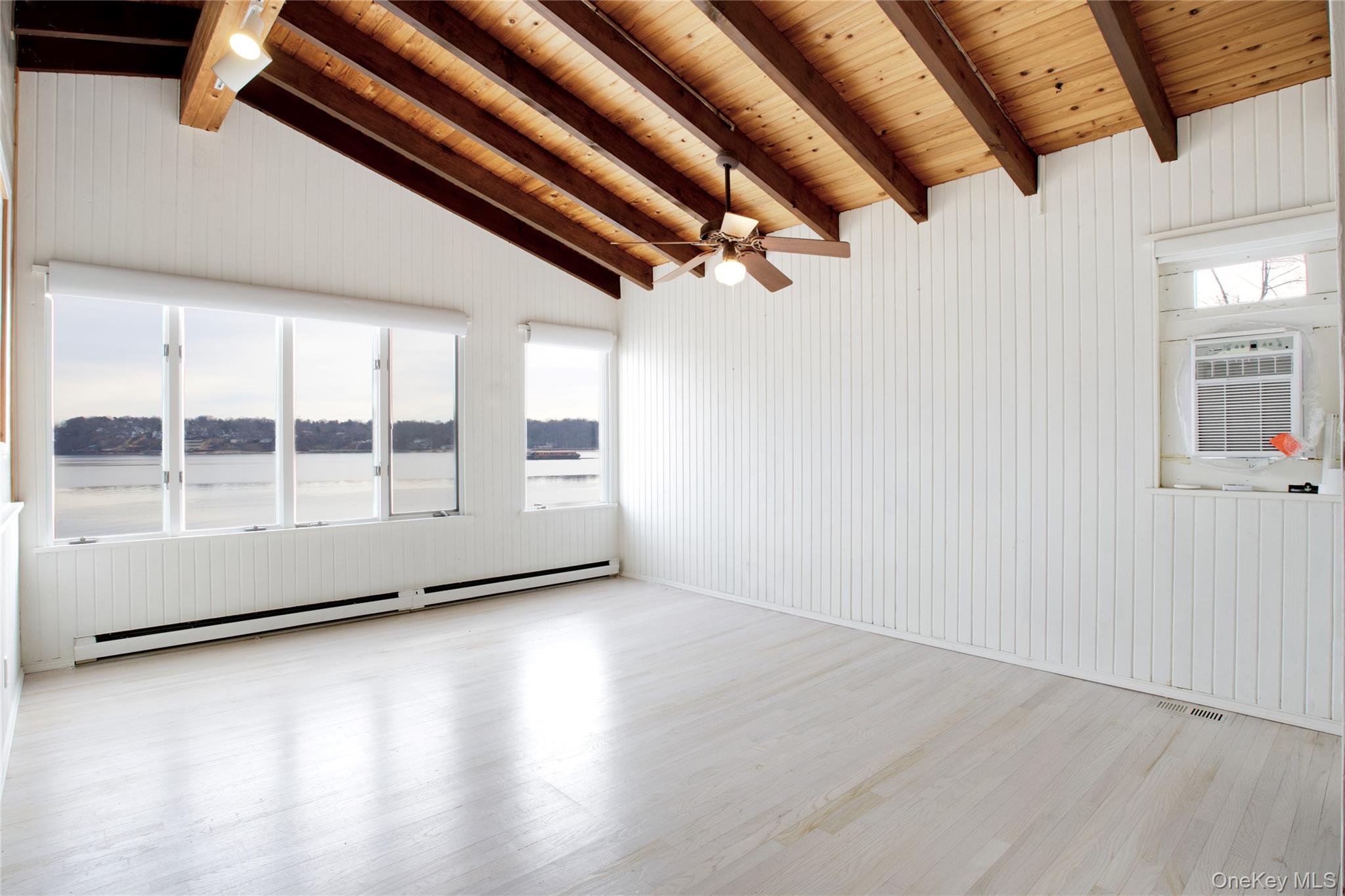 #9 photo, 75-02 West Shore Road, Port Washington , NY 11050