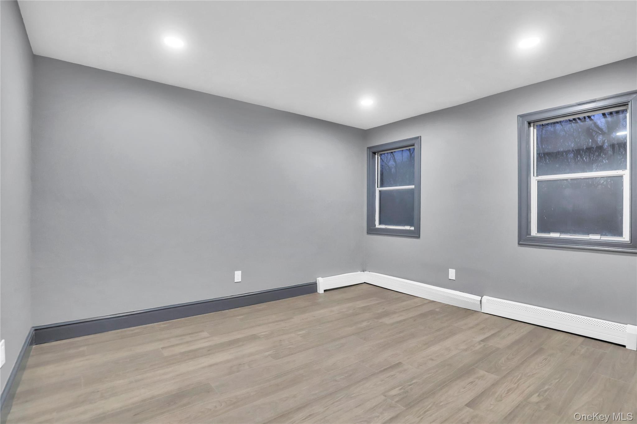 #15 photo, 99 Ontario St, সাফোক কাউন্টি Port Jefferson Station , NY 11776