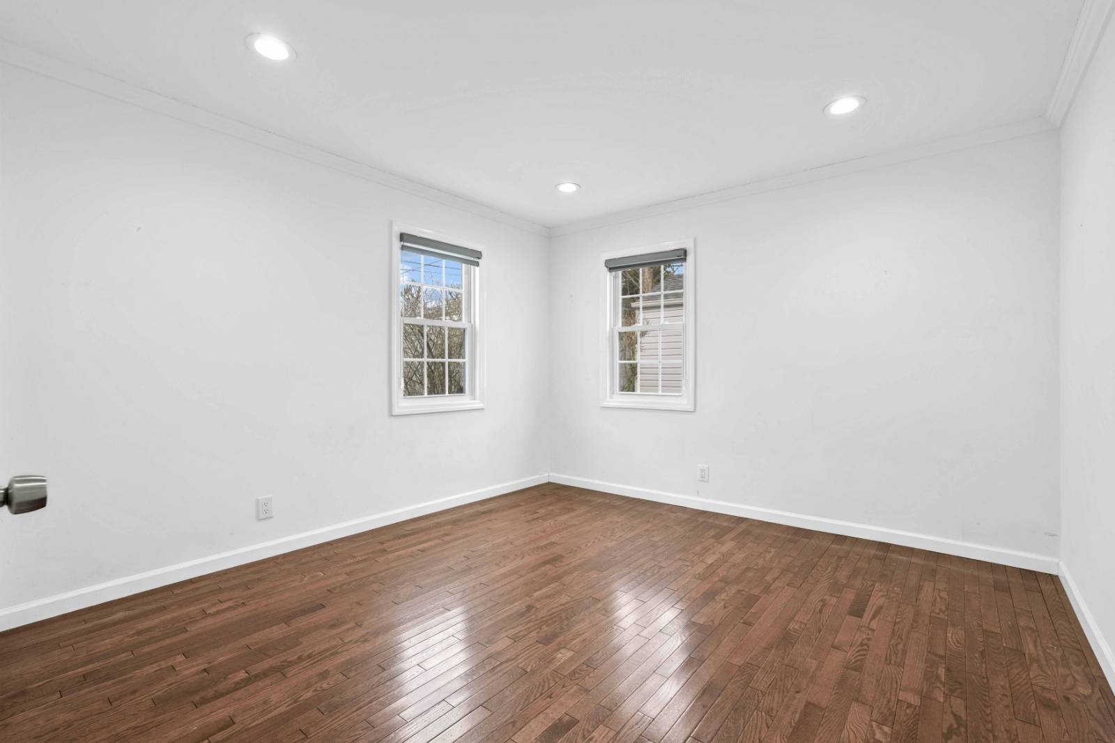 #18 photo, 1563 Wilson Road, 롱 아일랜드 East Meadow , NY 11554