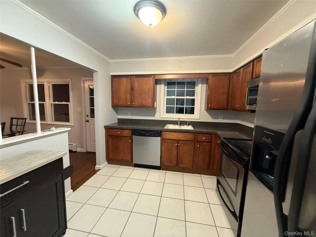 #2 photo, 15 13 Avenue, সাফোক কাউন্টি West Babylon , NY 11704