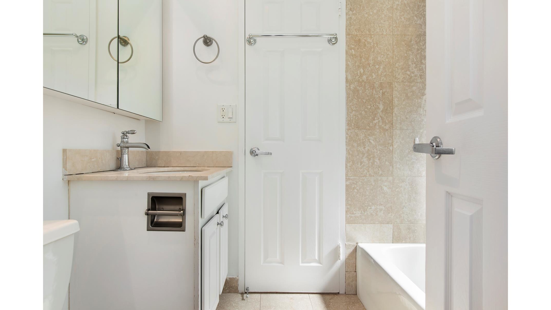 #10 photo, New York City, 맨해튼 Lincoln Square , NY 10023