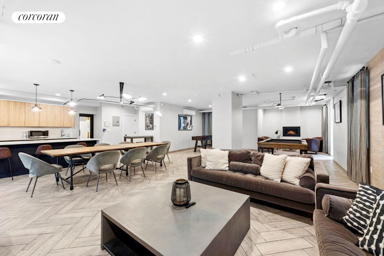 #11 photo, 24-51 38TH Street, কুইন্‌স Astoria , NY 11103