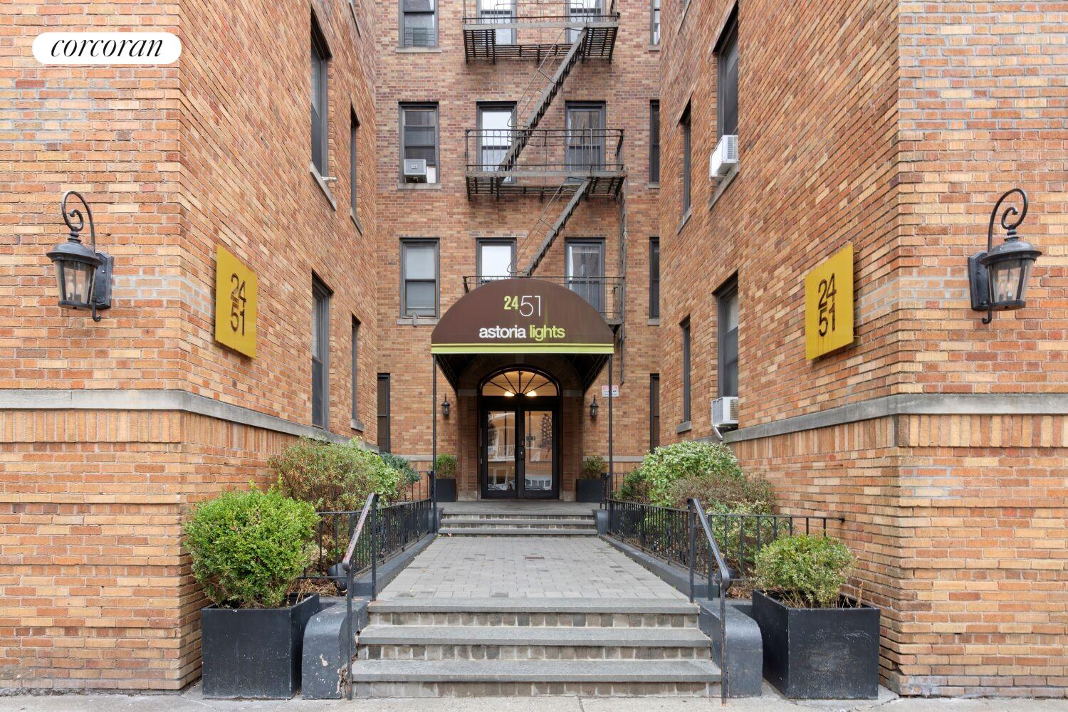 #13 photo, 24-51 38TH Street, কুইন্‌স Astoria , NY 11103