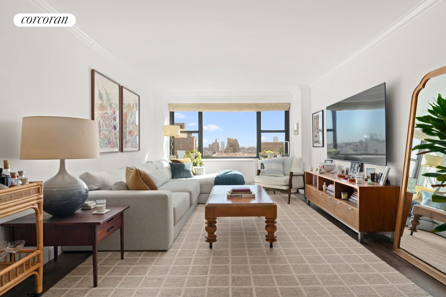 #1 photo, 115 E 9TH Street, ম্যানহাটন East Village , NY 10003