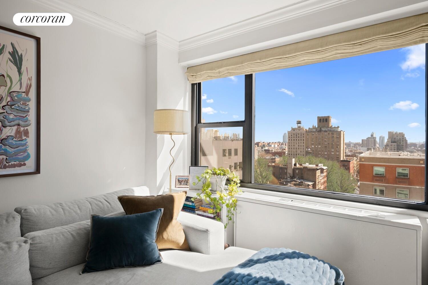 #4 photo, 115 E 9TH Street, ম্যানহাটন East Village , NY 10003