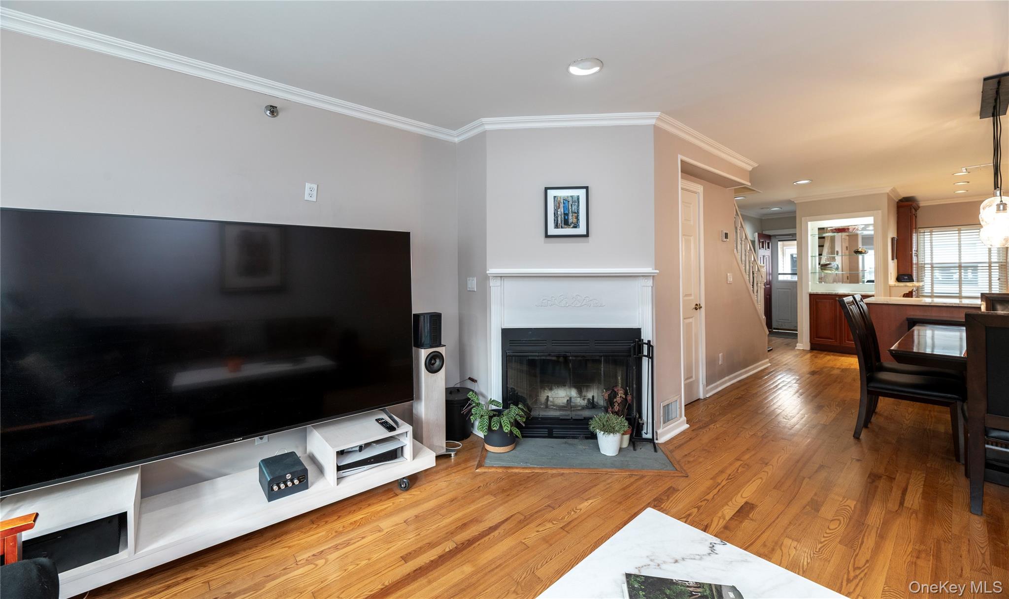 #12 photo, 50 N Broadway, Nyack , NY 10960