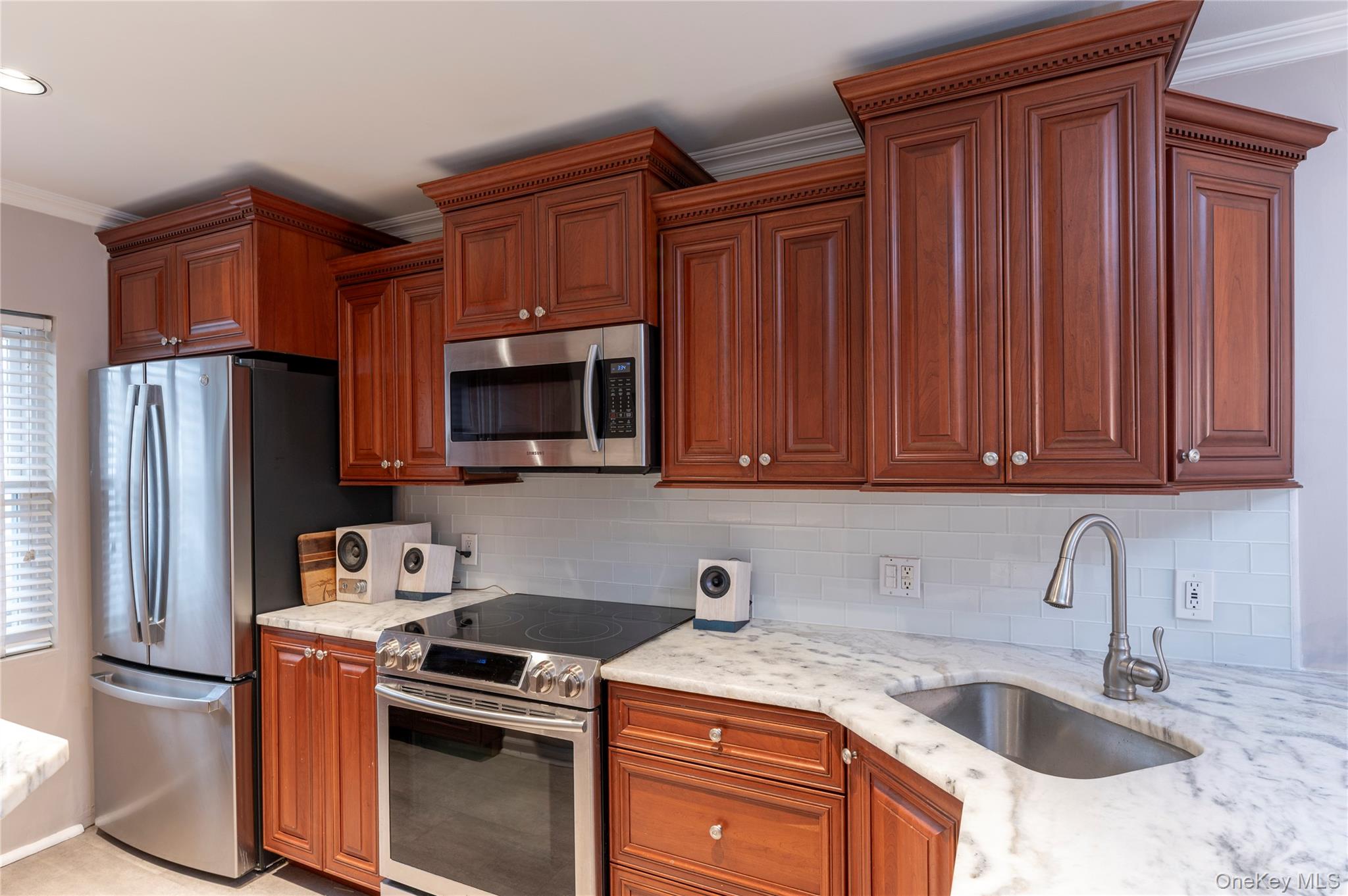 #4 photo, 50 N Broadway, Nyack , NY 10960