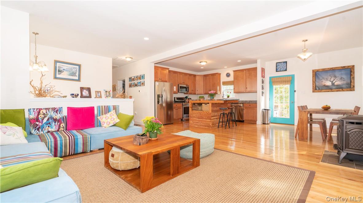 #19 photo, 9 Jake Henry Drive, Marlboro , NY 12542