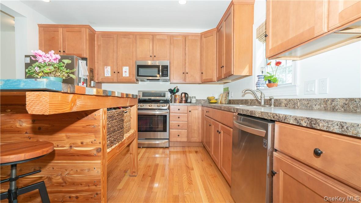 #9 photo, 9 Jake Henry Drive, Marlboro , NY 12542