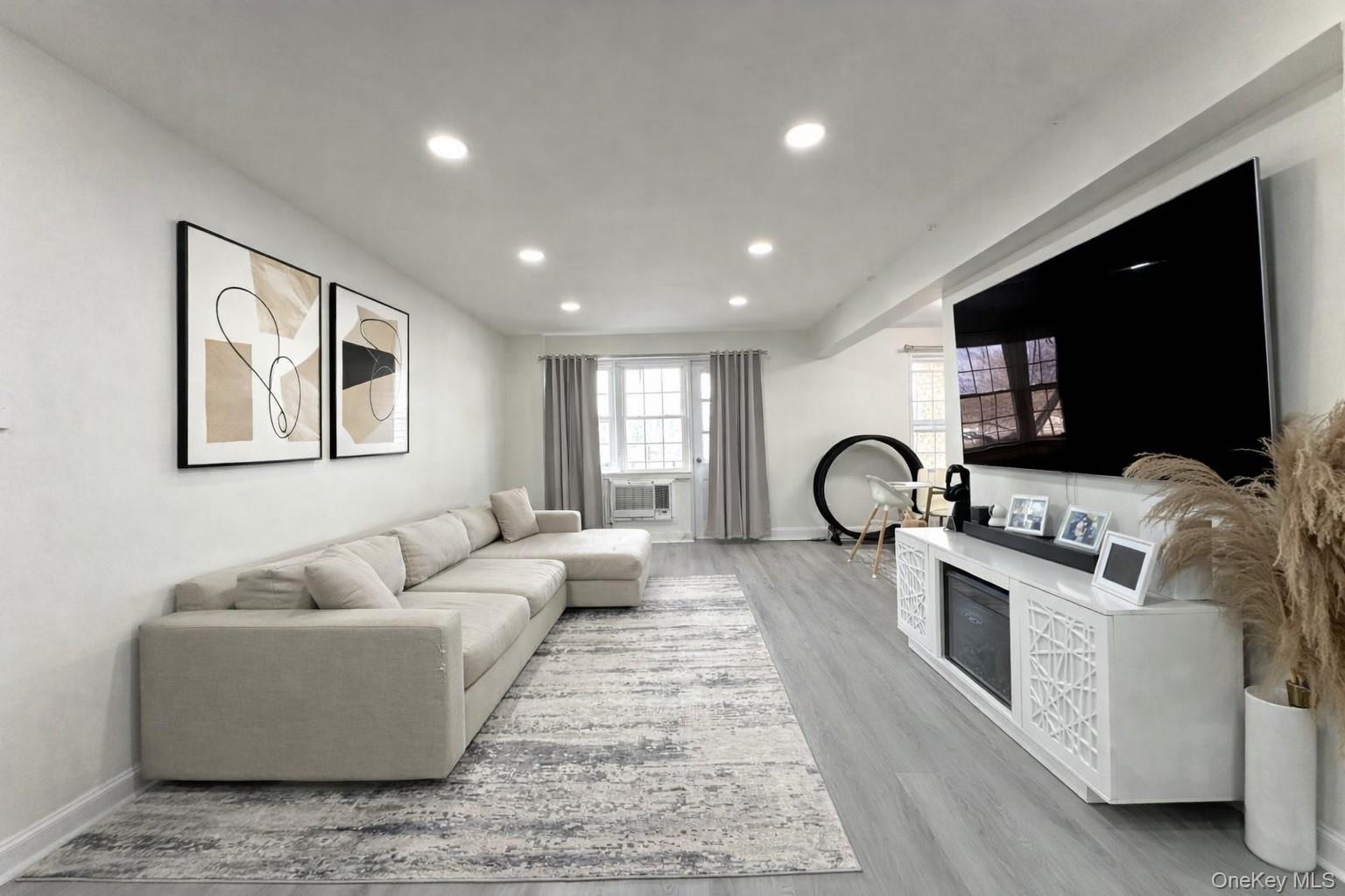 #1 photo, 151-15 84 Street, Howard Beach , NY 11414