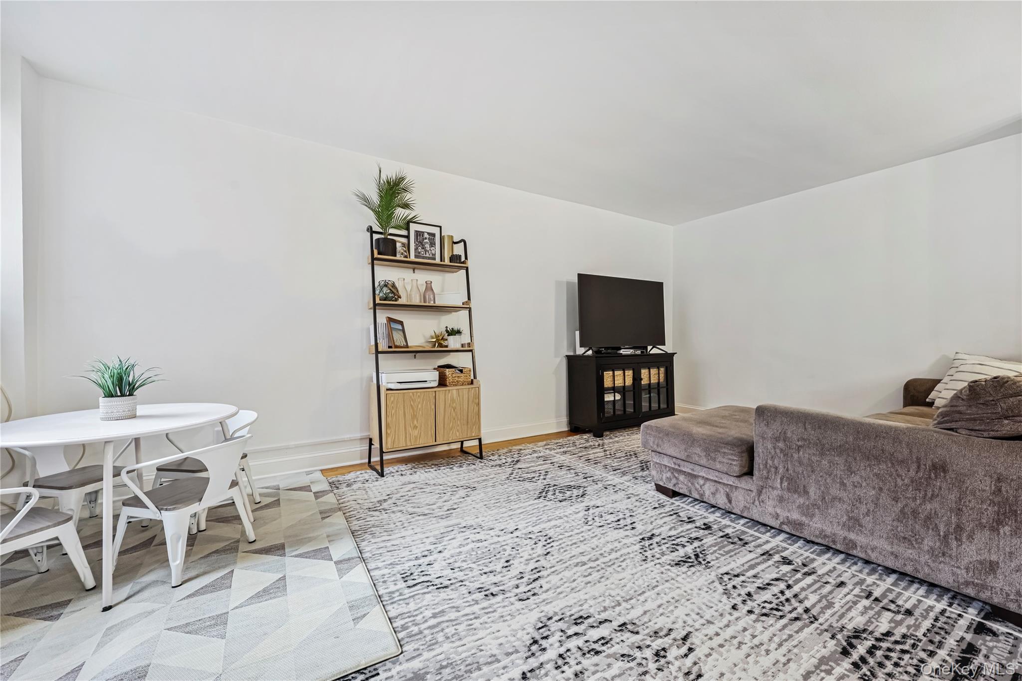 #4 photo, 247 Parkview Road, Бронкс ‖ Bronxville , NY 10708