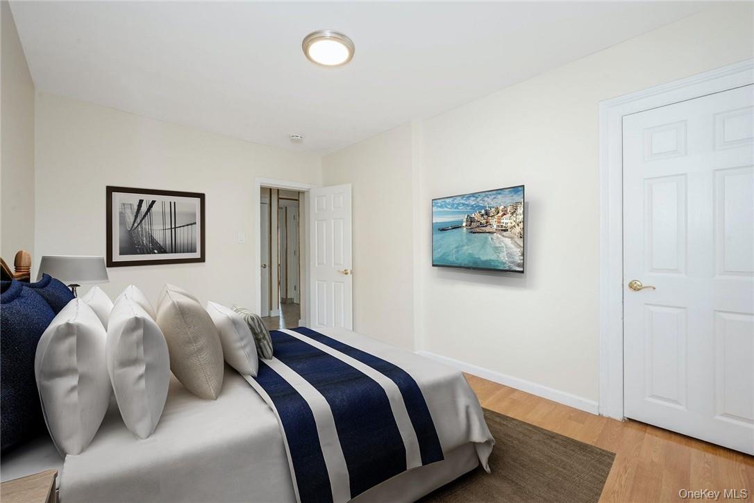 #12 photo, 27 New Street, Eastchester , NY 10709