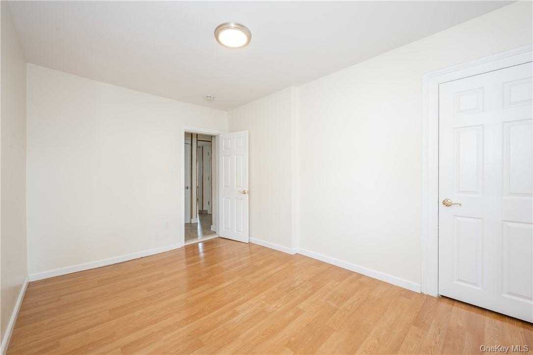 #13 photo, 27 New Street, Eastchester , NY 10709