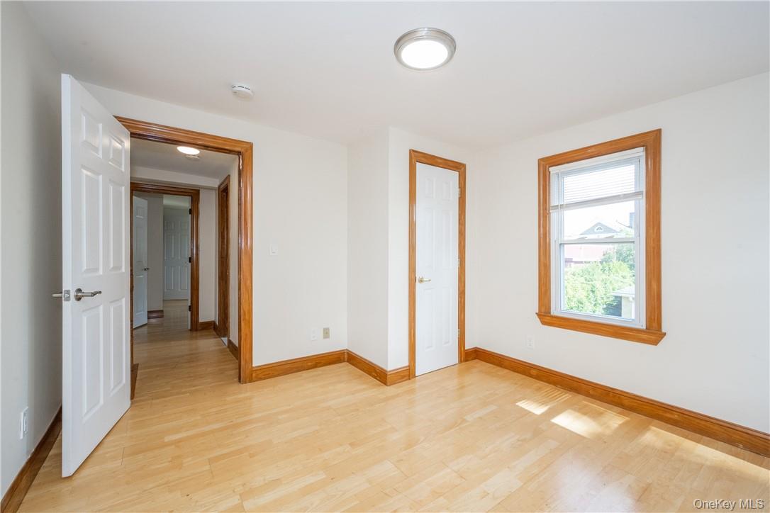 #20 photo, 27 New Street, Eastchester , NY 10709