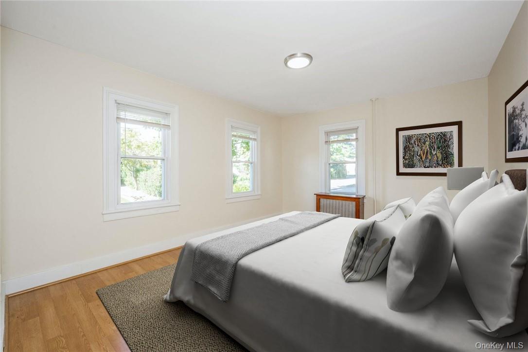 #8 photo, 27 New Street, Eastchester , NY 10709