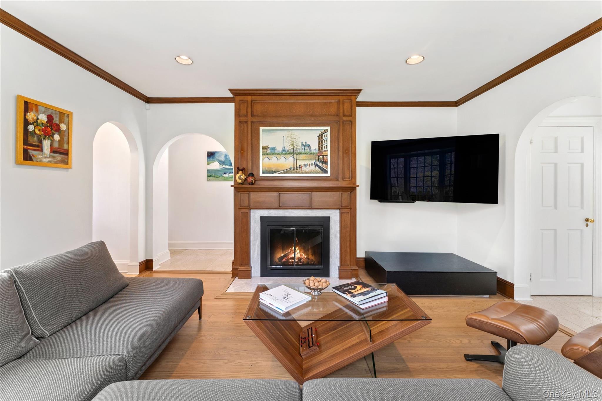 #13 photo, 45 Griffen Avenue, Scarsdale , NY 10583