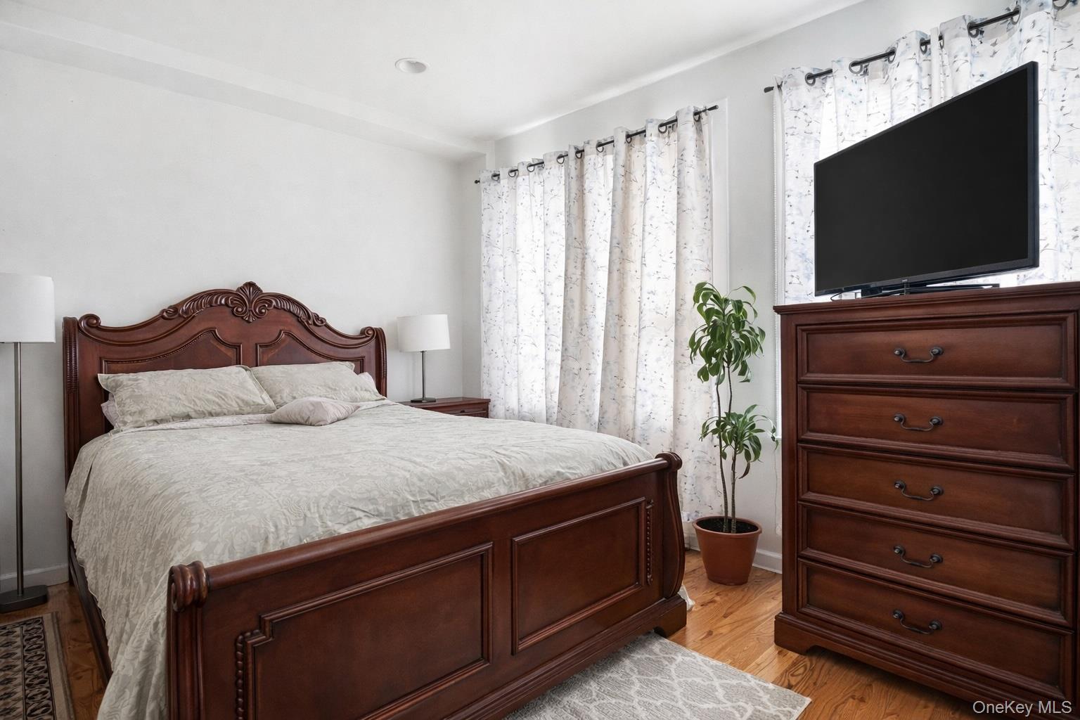 #11 photo, 747 E 213th Street, ব্রঙ্কস Bronx , NY 10467