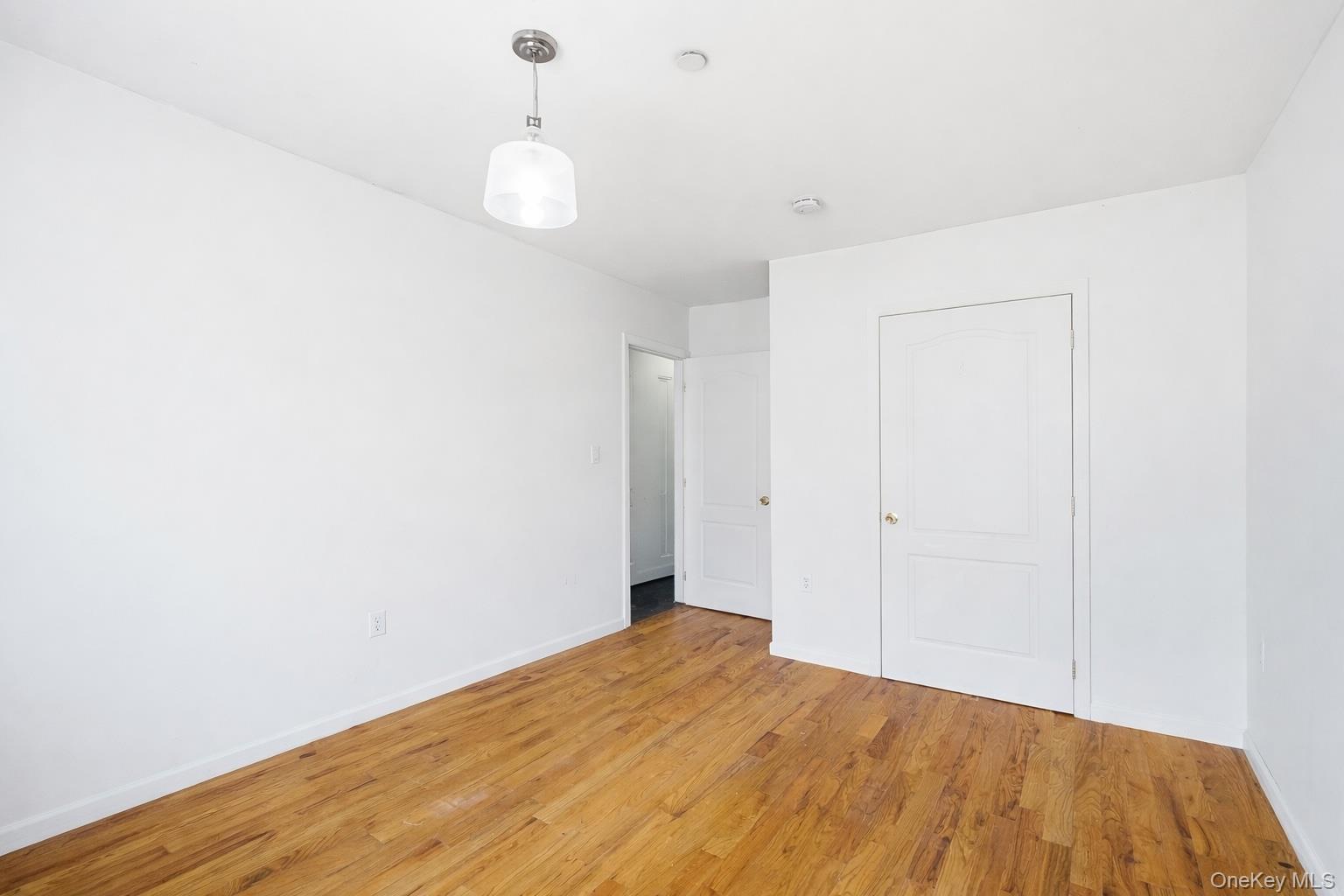 #12 photo, 747 E 213th Street, ব্রঙ্কস Bronx , NY 10467