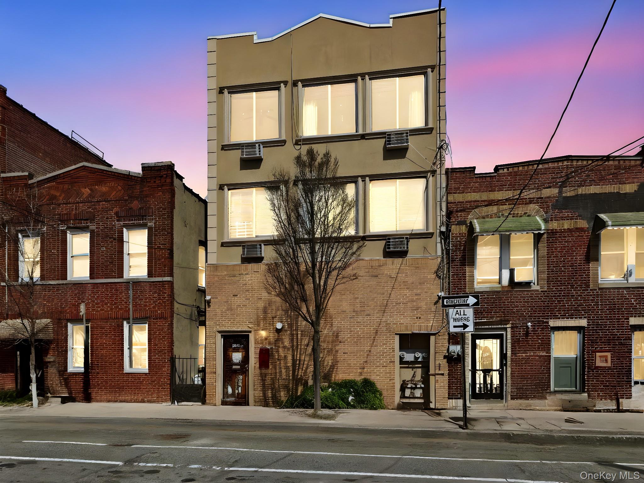 #2 photo, 747 E 213th Street, ব্রঙ্কস Bronx , NY 10467