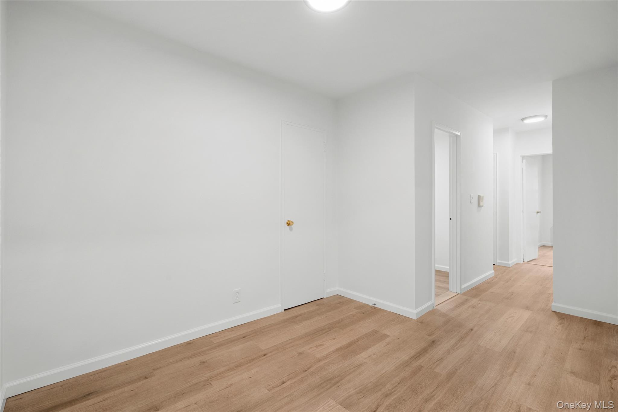 #6 photo, 315 Palmer Terrace, Mamaroneck , NY 10543