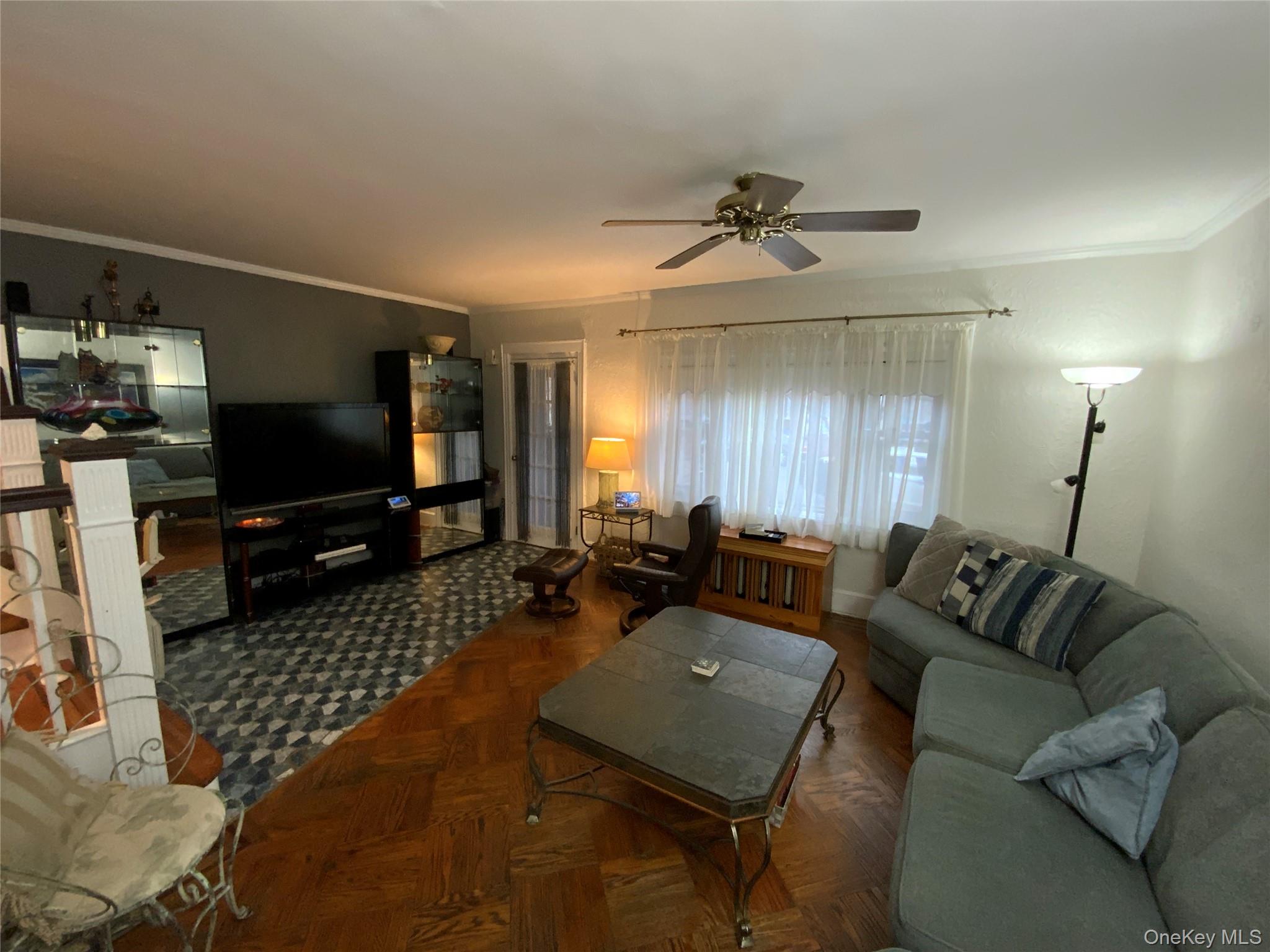 #2 photo, 4705 189th Street, קווינס Flushing , NY 11358