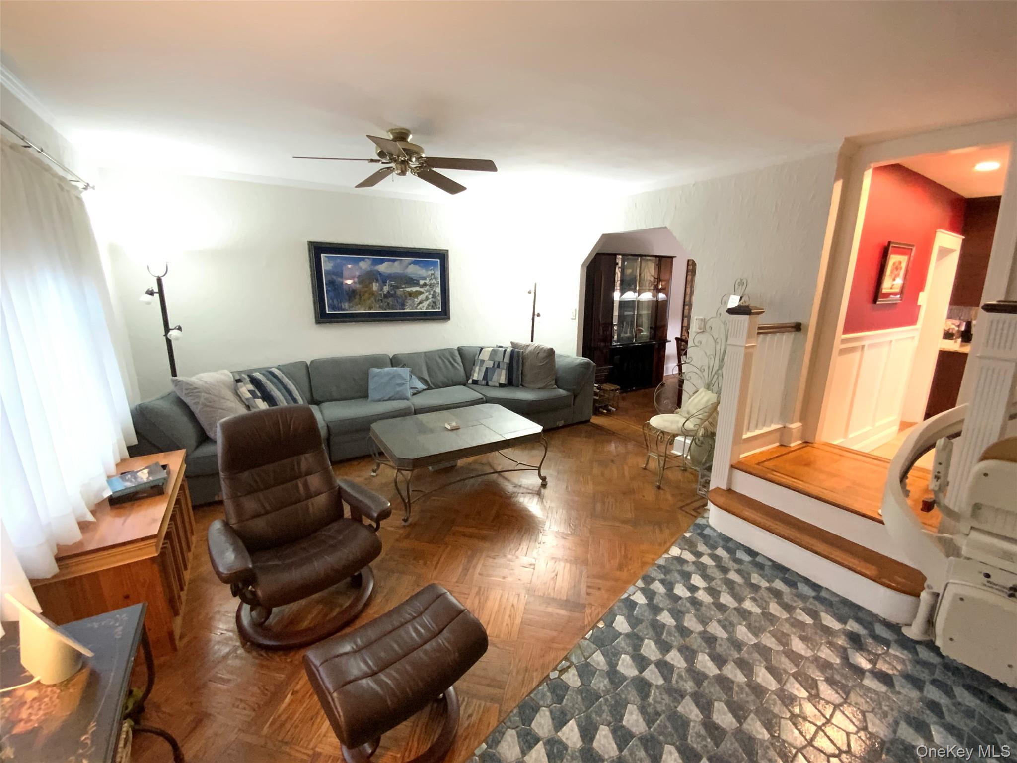 #4 photo, 4705 189th Street, קווינס Flushing , NY 11358