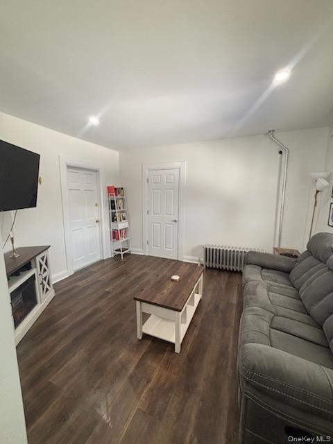 #5 photo, 44 Henry Street, সাফোক কাউন্টি Kings Park , NY 11754