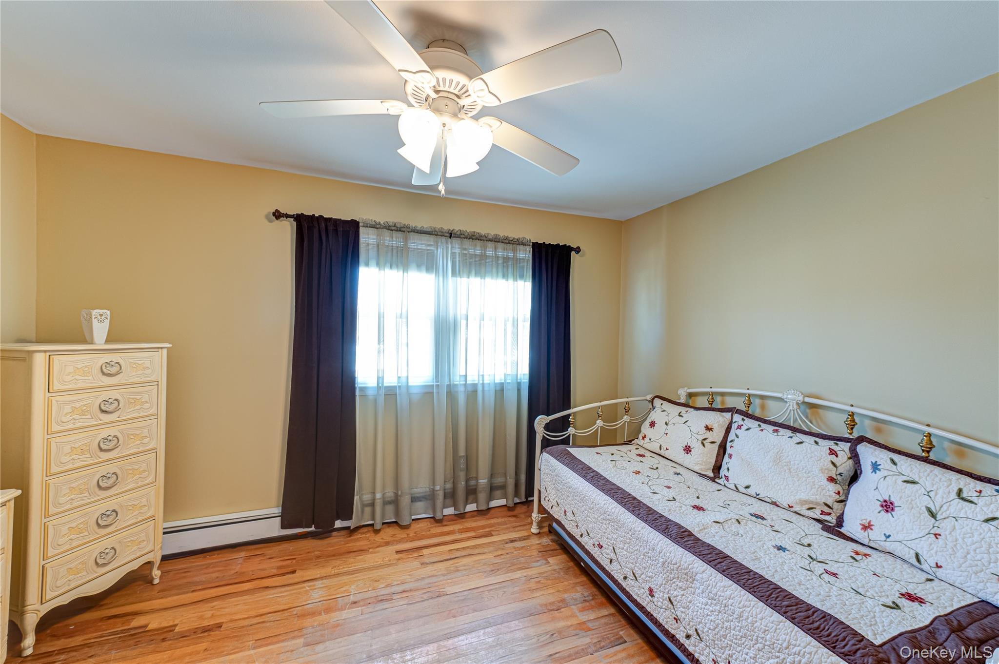 #14 photo, 6 Roman Court, সাফোক কাউন্টি Lake Grove , NY 11755