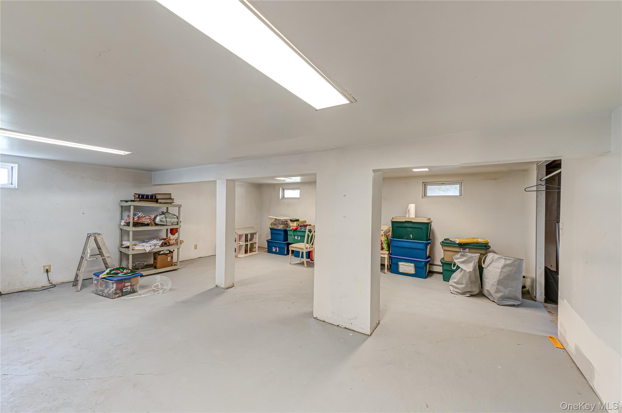 #17 photo, 6 Roman Court, সাফোক কাউন্টি Lake Grove , NY 11755