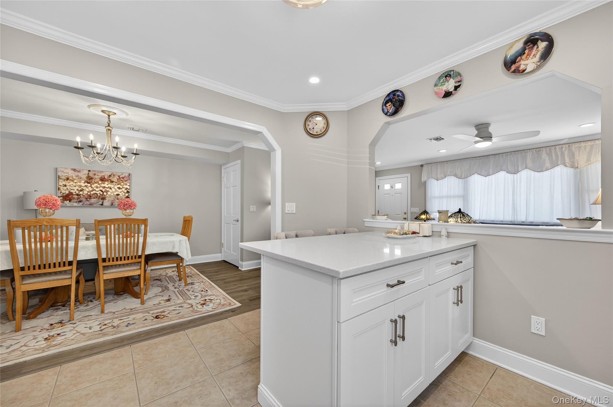 #12 photo, 1 Atlantic Avenue, নাসাউ কাউন্টি Farmingdale , NY 11735