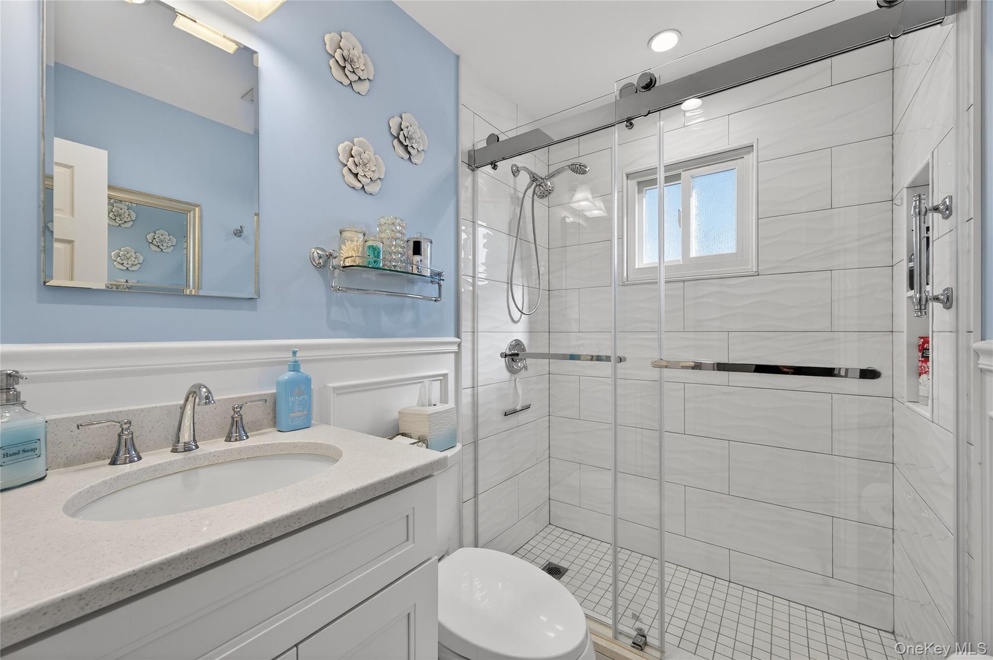 #15 photo, 1 Atlantic Avenue, নাসাউ কাউন্টি Farmingdale , NY 11735