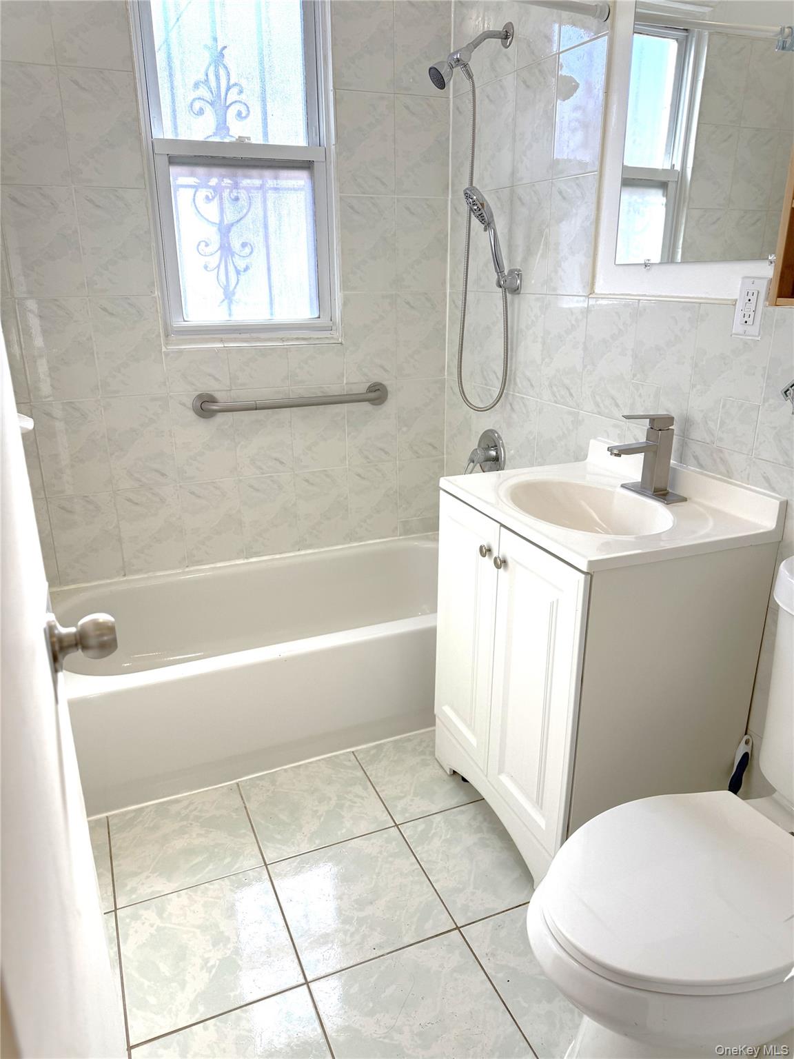 #5 photo, 15831 79th Avenue, কুইন্‌স Fresh Meadows , NY 11366