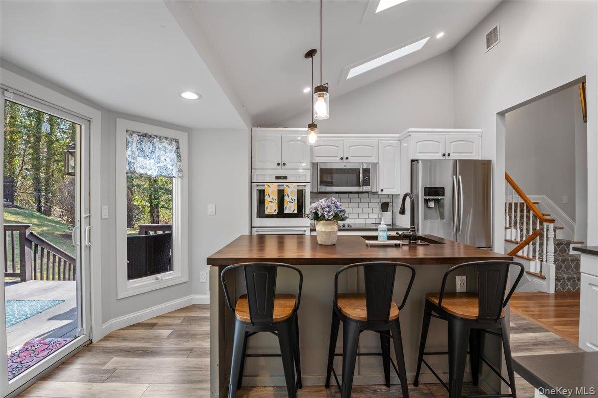 #13 photo, 16 Ingold Drive, সাফোক কাউন্টি Dix Hills , NY 11746