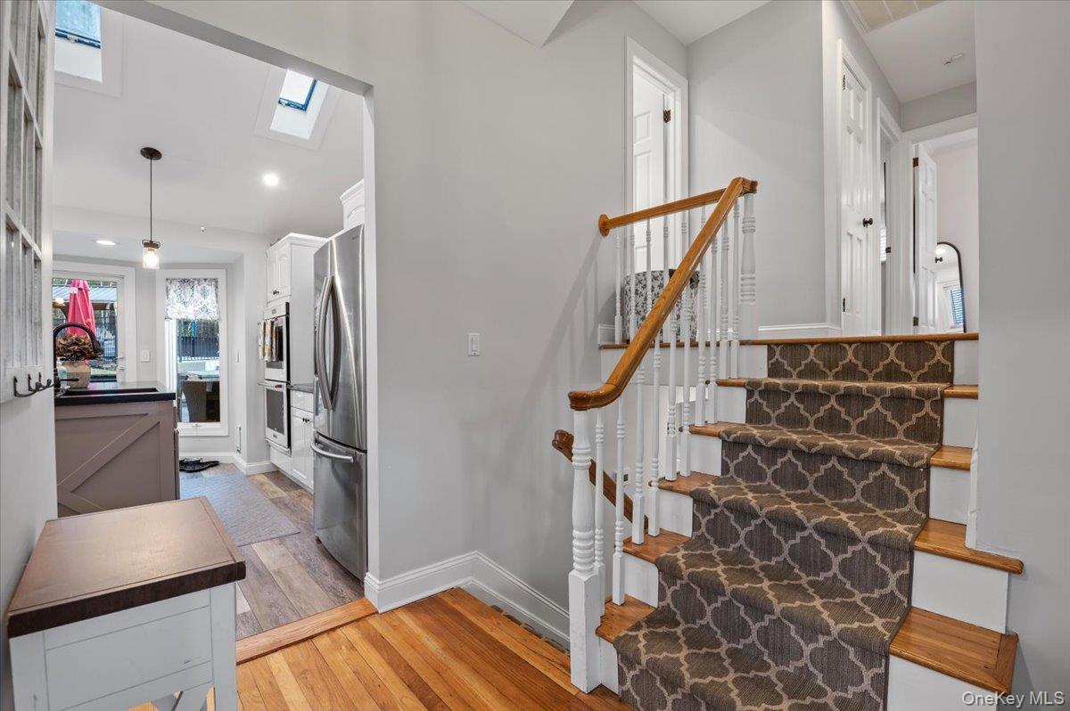 #19 photo, 16 Ingold Drive, সাফোক কাউন্টি Dix Hills , NY 11746