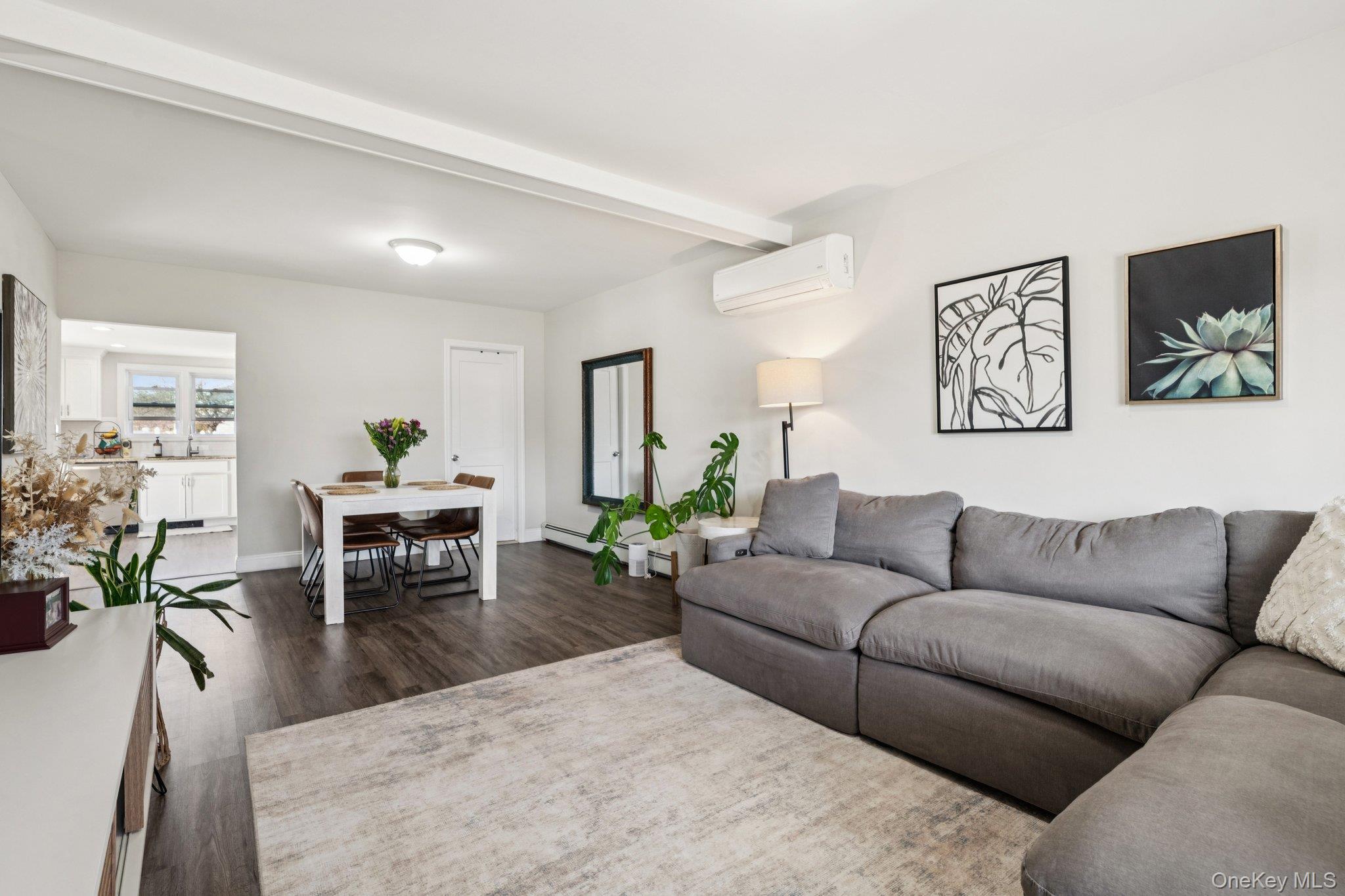 #8 photo, 72 Waverly Avenue, सफ़ोक काउंटी Patchogue , NY 11772