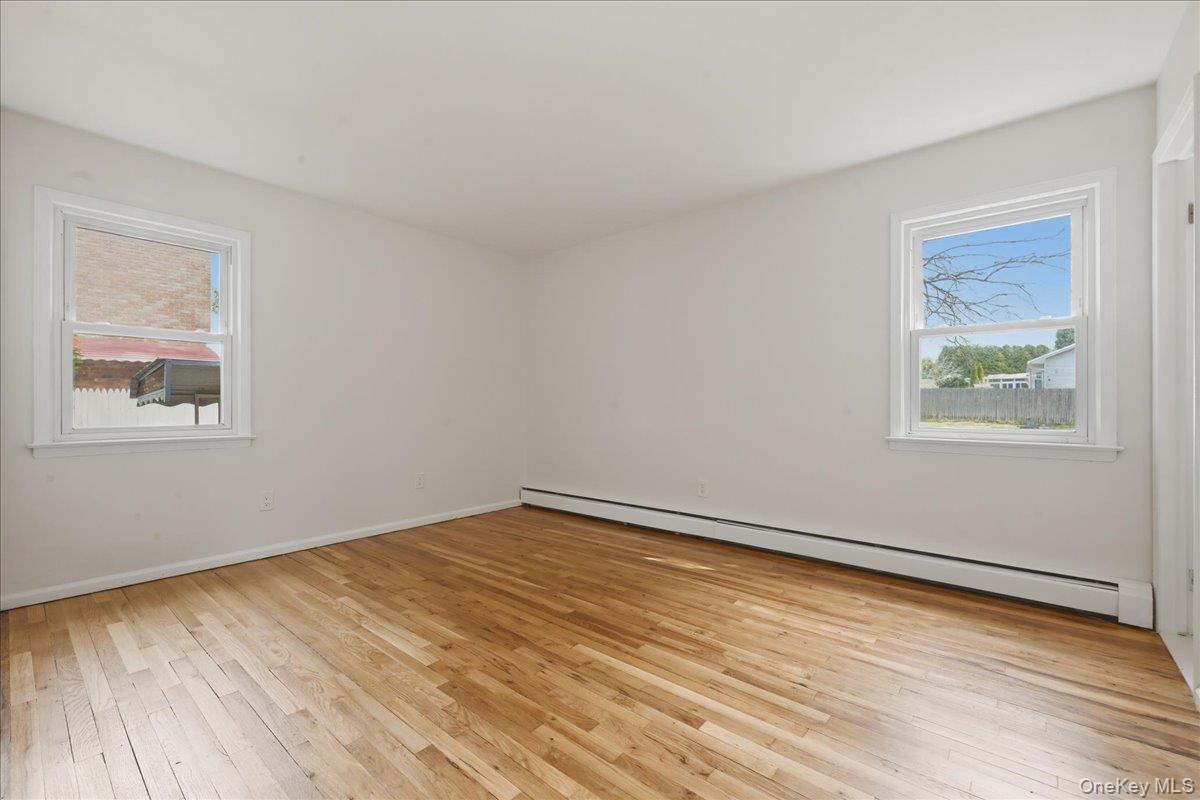 #11 photo, 7 Anchorage Road, Port Washington , NY 11050