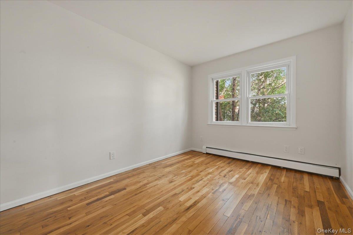 #14 photo, 7 Anchorage Road, Port Washington , NY 11050