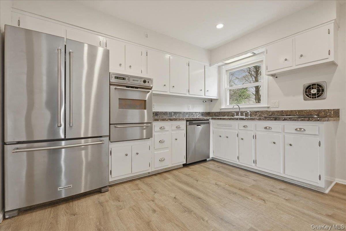 #8 photo, 7 Anchorage Road, Port Washington , NY 11050